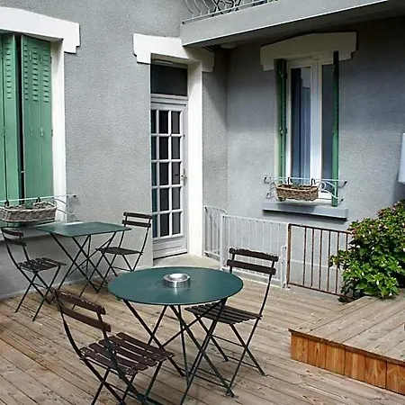 Albert'house Aparthotel 3*