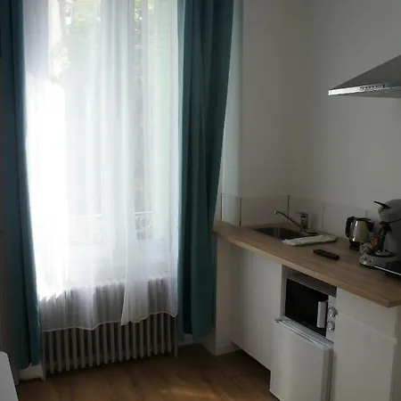 アパートホテル Albert'house 2*