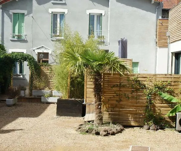 Apart-hotel Albert'house 3*